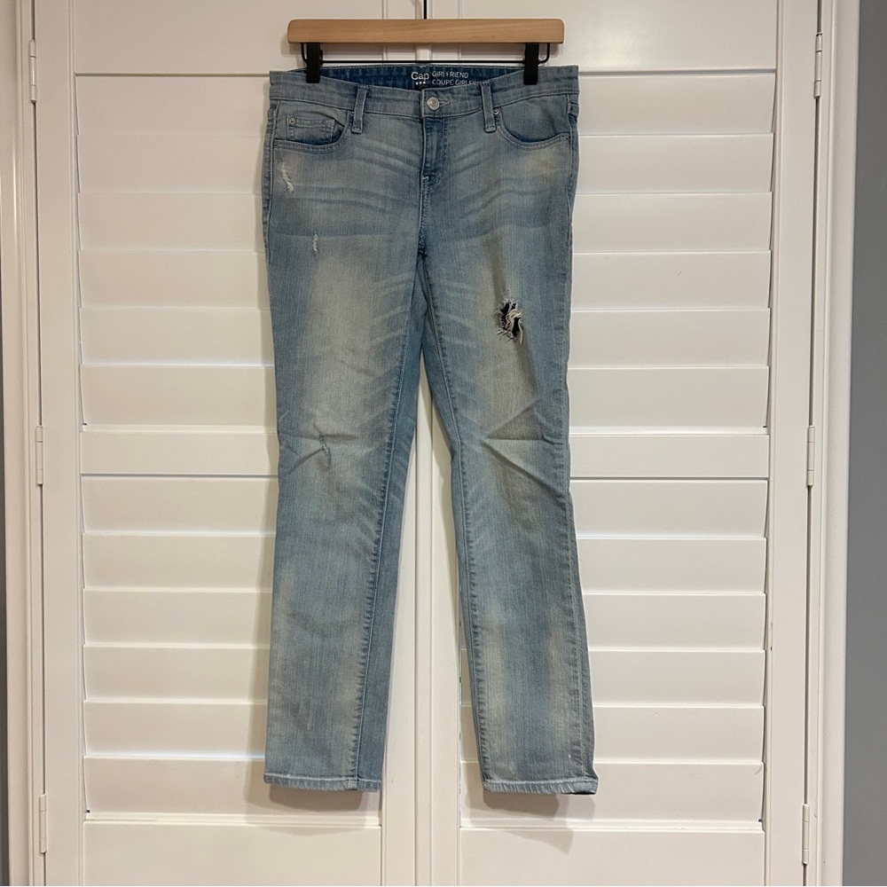 GAP Girlfriend Jean Light Blue Distressed Size 0